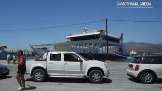 VIDEO | Românii blocați în Grecia speră să plece azi spre casă