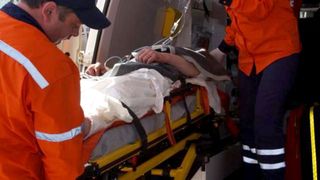 Poliţistul împuşcat cu o armă de vânătoare, într-o pădure din Argeş, A MURIT