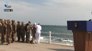 VIDEO | Spectacol, dar și emoții de Ziua Marinei. Un militar american a leșinat