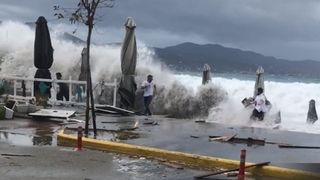 Atenţionare de călătorie emisă de MAE: În Grecia sunt aşteptate ploi torenţiale, furtuni puternice şi grindină