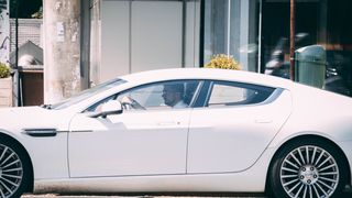 Probleme de milionar: Cristian Onețiu nu &icirc;și poate repara mașina dec&acirc;t &icirc;n afara țării