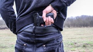 Un t&acirc;năr și-a ajutat colegul de cameră să se sinucidă. Motivul halucinant pentru care a făcut asta