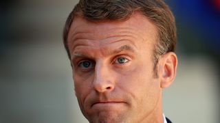 Macron &icirc;l acuză pe Bolsonaro că a &rdquo;minţit&rdquo; cu privire la lupta &icirc;mpotriva modificărilor climatice! Merkel şi Trudeau vor ca G7 să discute despre incendiile din Amazonia