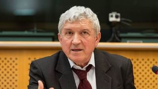 Mircea Diaconu şi-a anunţat intenţia de a candida la prezidenţiale