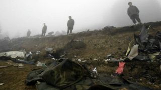 Accident groaznic &icirc;n Spania: un avion și un elicopter s-au ciocnit &icirc;n aer. Cel puțin cinci oameni au murit