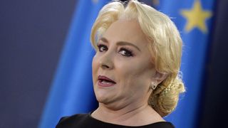 Viorica Dăncilă, aşteptată să trimită astăzi propunerile de remaniere preşedintelui Iohannis