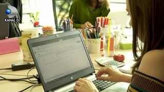 VIDEO | Opt din zece rom&acirc;ni și-ar dori să muncească de acasă