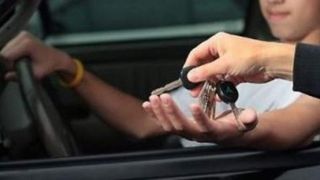 Cazul care a șocat Craiova: Un nevăzător a fost prins de două ori la volanul unor mașini furate