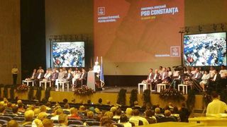 Dăncilă, despre protestul de la Constanţa: Oare astfel de manifestări ne reprezintă pe noi, românii? Oare circul ţine de cald pentru România?