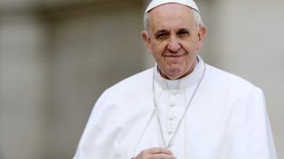 Papa Francisc a anunţat că a fost blocat în lift, duminică, timp de 25 de minute