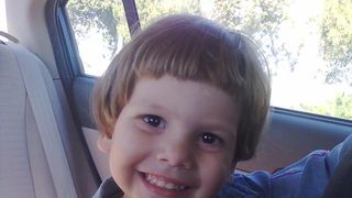 6 ani de la moartea lui Ionuț, băiatul ucis de câini! Mama copilului, mesaj sfâșietor: ”Nu voi uita când m-a îmbrățișat ultima dată”