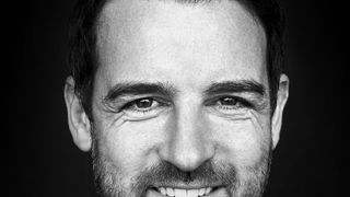 Un renumit sportiv anchetat pentru pornografie infantilă