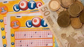 Povestea uluitoare a omului care a c&acirc;știgat de 123 de ori la LOTO și nu mai are niciun ban