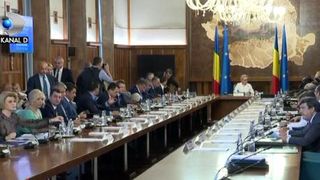 VIDEO | Bursele elevilor, discutate de Guvern