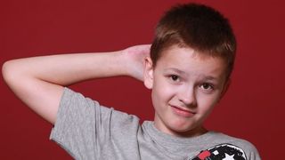 Șofer în vârstă de 8 ani cu 140 km la oră pe autostradă