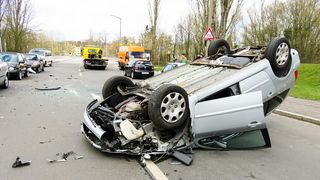 Mesajul dramatic al unei asistente SMURD: "Spune-le că în momentul în care îi așază altfel decât cum trebuie, poate fi ultima oară când își văd copiii în viață!"