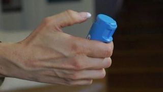 Splay lacrimogen folosit in scoala