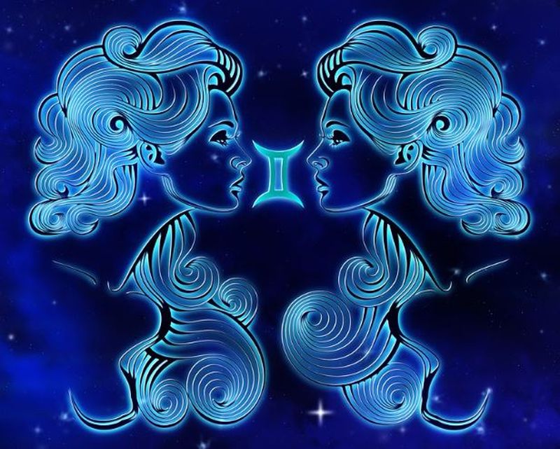 Horoscop 2019. Ce te sfătuiesc astrele să faci astăzi?