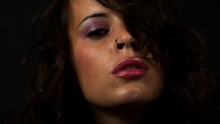 Fete bătute și obligate să se prostitueze. Printre ele sunt și minore