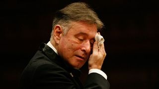 Mădălin Voicu se iubește cu directoarea lui de cabinet! Adriana este subalterna dirijorului la Ministerul Culturii