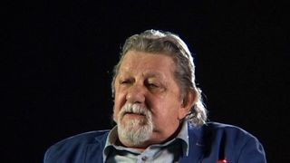 Dramă continuă pentru băiatul lui Sebastian Papaiani! Fiul de la Sibiu al actorului a fost executat silit pentru o sumă derizorie EXCLUSIV