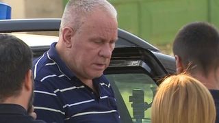 VIDEO | Reconstituirea crimelor din Caracal. Gheorghe Dincă, apărat de luptători de la trupele speciale