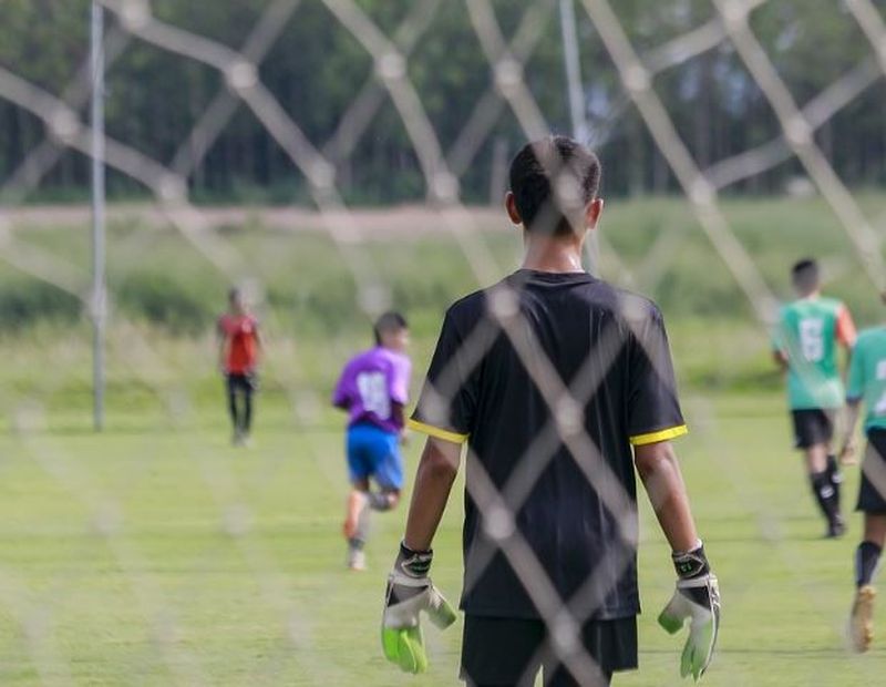 Povestea cutremurătoare a fotbalistului care s-a sinucis din iubire