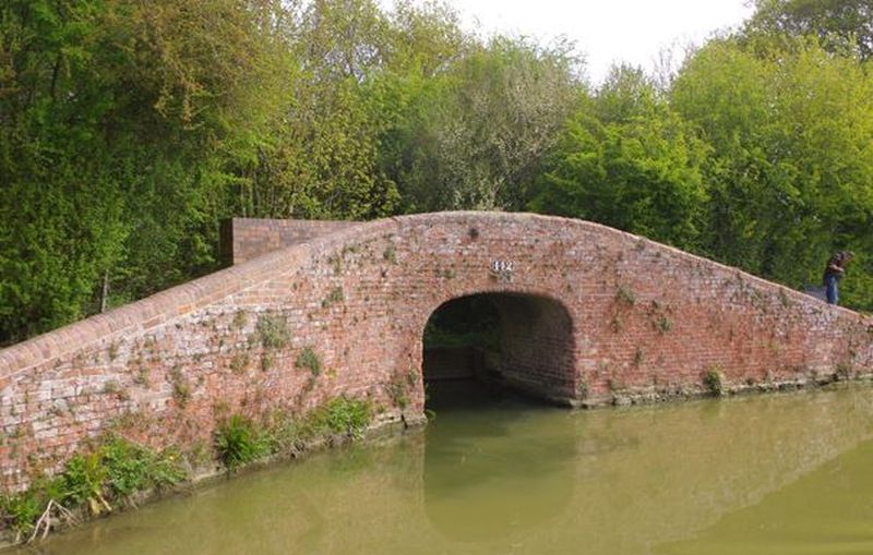 La 22 de ani a avut parte de o moarte cumplită într-un canal