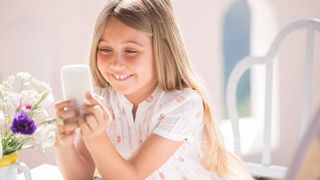 Alertă că este răpită. Fata a fost găsită dormind de către polițiști