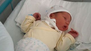 Particule din aerul poluat, descoperite &icirc;n placente. Cum &icirc;i afectează pe bebeluși?