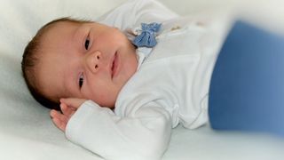 Particule din aerul poluat, descoperite &icirc;n placente. Cum &icirc;i afectează pe bebeluși?