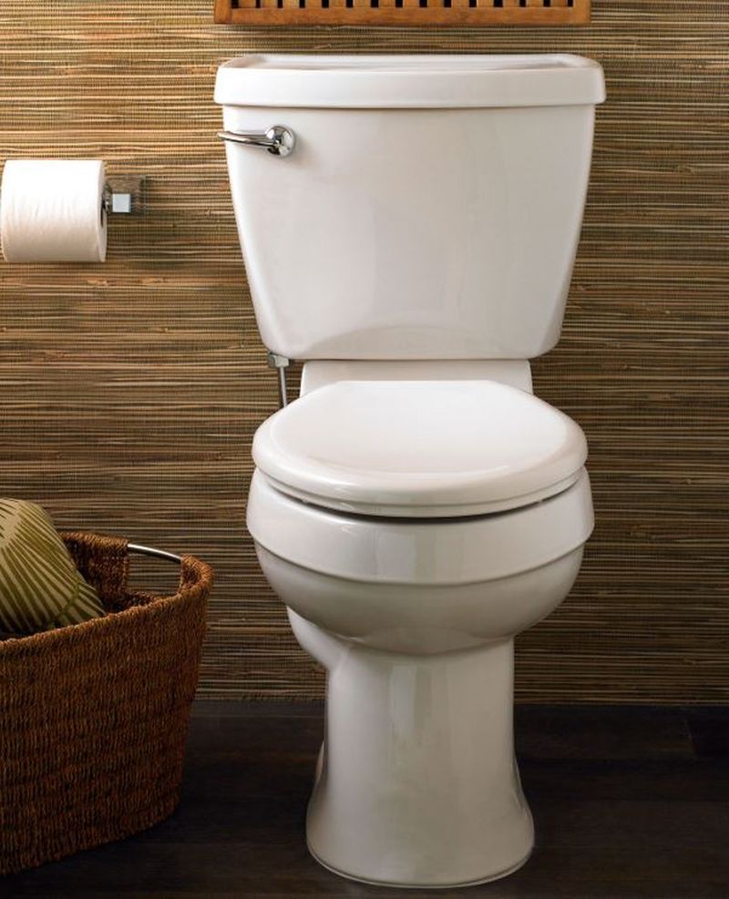 La 83 de ani blocată în toaletă timp de șase zile. Ce s-a întâmplat cu bătrâna