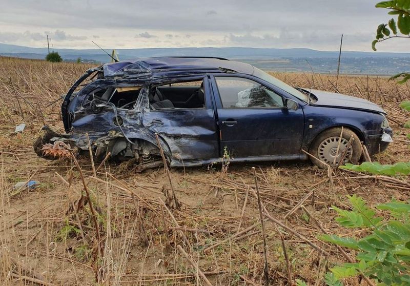 Fetița de 9 ani care a murit în accident se afla alături de mama ei și urmau să ajungă la medic la Botoșani