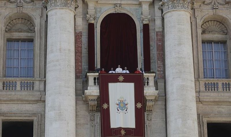 Lăcașul sfânt-loc pentru orgii. Povestea halucinantă a celor doi preoți de la Vatican care au abuzat sexual tineri și tinere