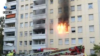 Incendiu în bloc, de la o trotinetă electrică