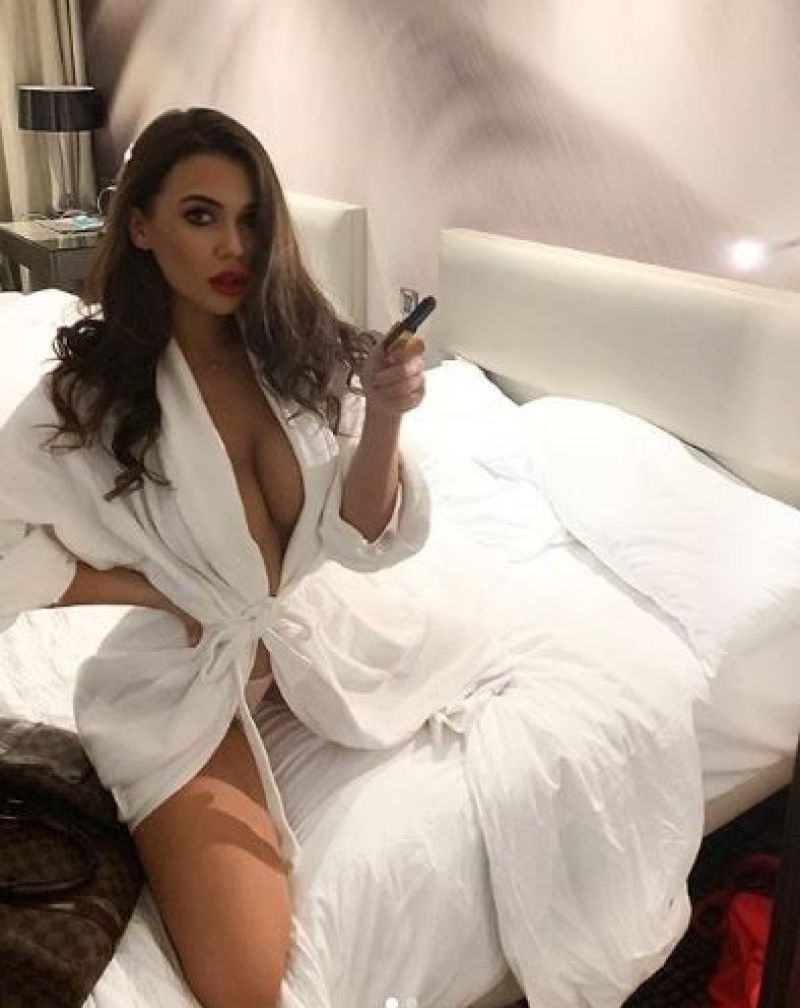 Andra Volos 