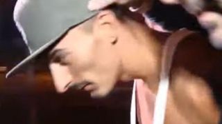 Tânărul care şi-a înjunghiat mortal iubita, într-un parc din Timişoara, arestat pentru 30 de zile