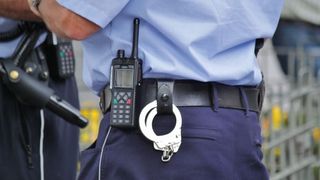 Pedofil lăsat liber printre copii. Autoritățile nu dau curs anchetei