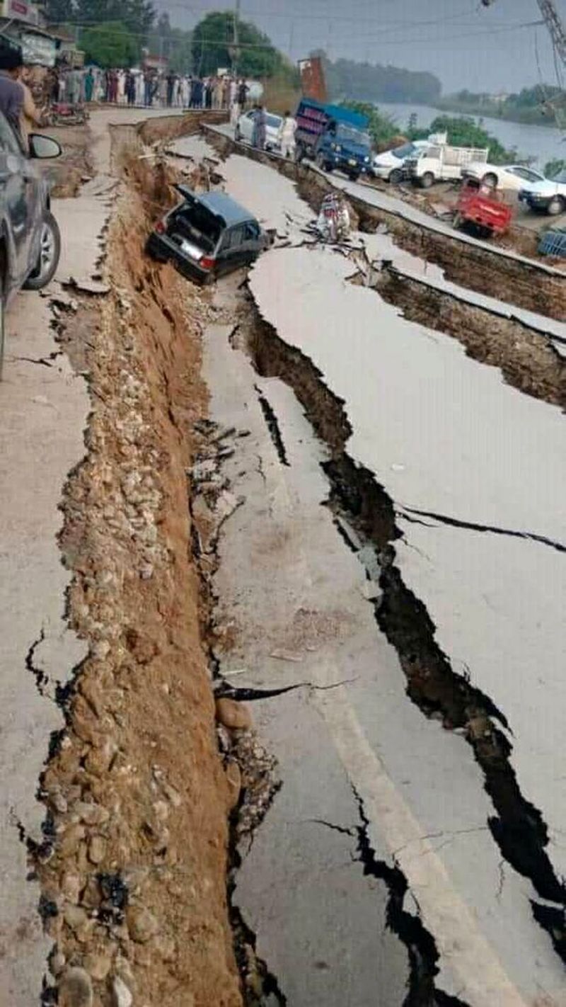 450 de răniți și zeci de morți după dezastrul provocat de cutremur. Seismul a avut 5,8 grade pe scara Richter