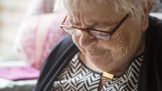 Gestul neașteptat al unei bătr&acirc;ne de 62 de ani. Femeia a furat portofelul unui bărbat