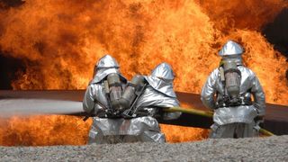 Incendiu la școala. 77 de elevi au fost evacuați 