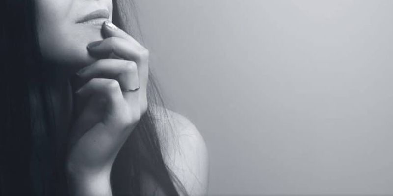 Povestea șocantă a violului condus de o fată de 13 ani. Fata agresată obligată să facă sex oral