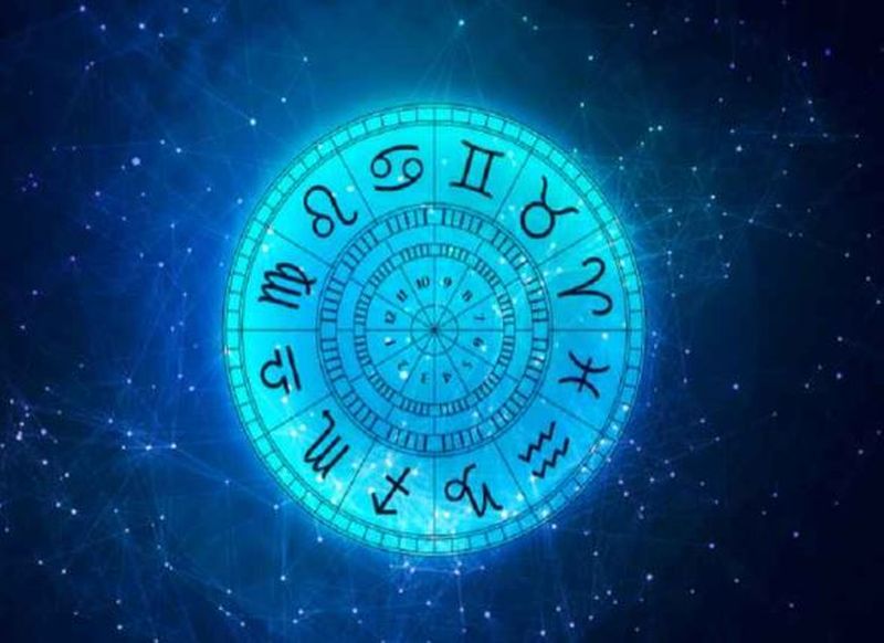 Horoscop 2019. Cine va avea noroc cu carul la bani în luna octombrie?