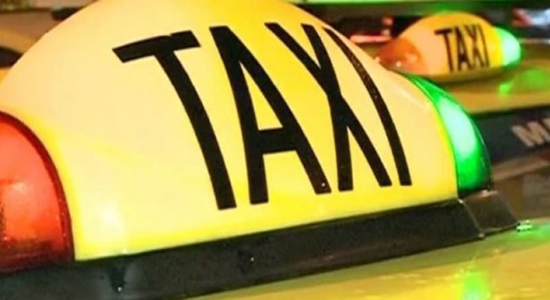 Taximetrist bătut de clienți, pe motiv că a ales traseul mai lung