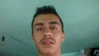 T&acirc;nărul suspectat că și-a ucis iubita cu un topor a fost găsit. Se &icirc;ntorsese la locul faptei