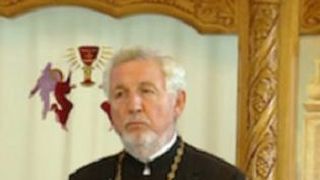 Adeverință pentru alcoolici. La o biserică din Satu Mare enoriașii depun jurăm&acirc;nt: &bdquo;Nu bea alcool, dec&acirc;t un litru pe zi! Aşa să-i ajute Dumnezeu"