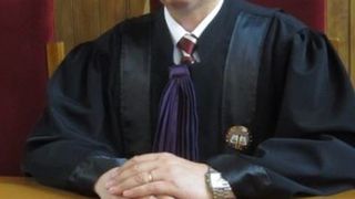 Propunerea unui senator pentru magistrați: decontarea chiriei, dar și a ratei pentru o locuință