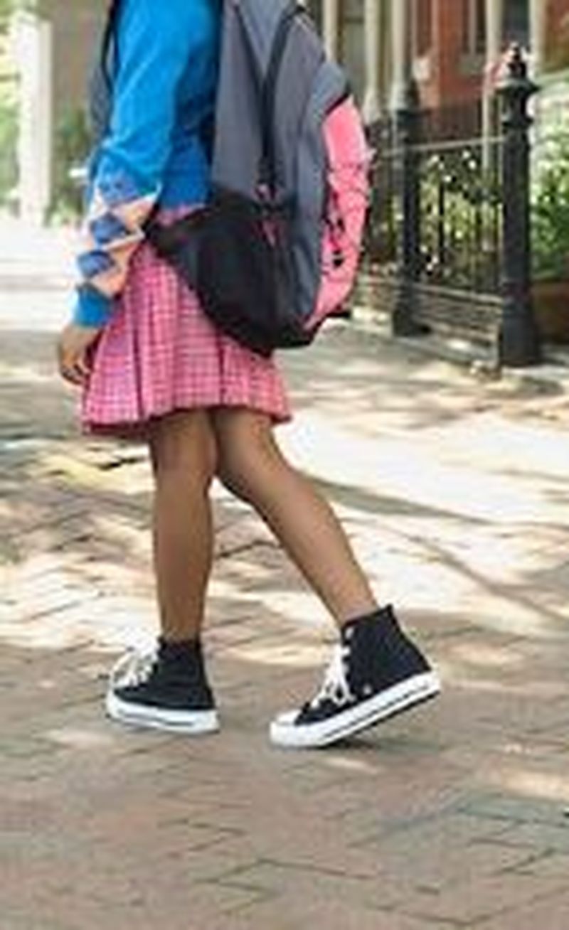 Efortul uluitor pe care îl fac copiii dintr-o comună. Se trezesc la ora 4 și merg kilometri întregi până la școală