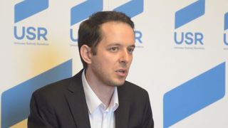 Viorica Dăncilă dur atacată: „Este iresponsabilă”. Moțiunea de cenzură ar fi un „act de igienă”