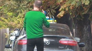 Alexandru Cumpănașu deține un Mercedes de 100.000 &euro; și are șofer la cheremul lui. Ce secrete ascunde unchiul Alexandrei Măceșanu